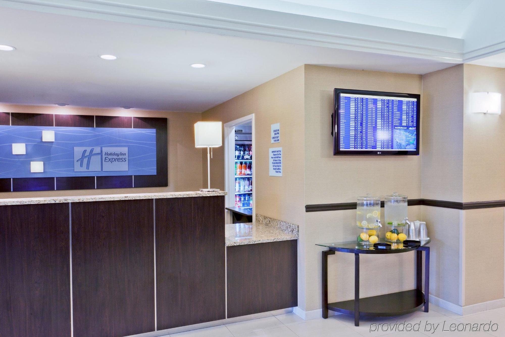 Holiday Inn Express Baltimore BWI Airport West By Ihg Hanover Interior foto